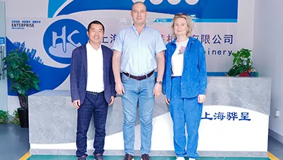 Visitas a fábricas e inspecciones de maquinaria