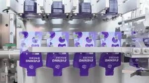 Envasadora de bolsas prefabricadas con forma (llenado con 4 boquillas)