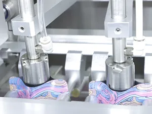 Sección de recogida y llenado de bolsas