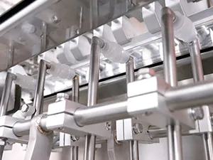 Envasadora de bolsas prefabricadas por servo motor, llenado con 4 boquillas