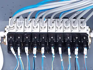 Envasadora de bolsas prefabricadas con forma, llenado con 2 boquillas