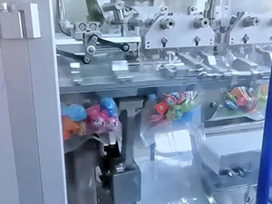 Envasadora horizontal de bolsas stand up, llenado con 1 boquilla