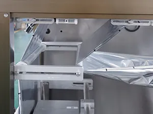 Envasadora horizontal para bolsas zipper, llenado con 2 boquillas