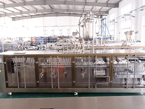 Envasadora de bolsas prefabricadas por servo motor (llenado con 4 boquillas)